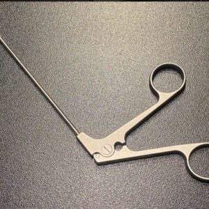 Poinçon arthroscopique à coup droit